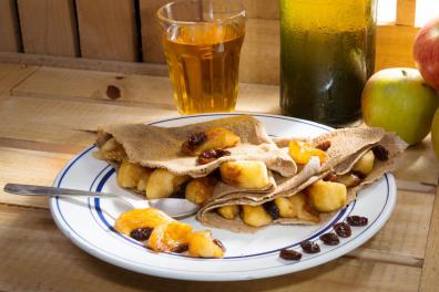 Passt gut zusammen: Cidre und Crêpe